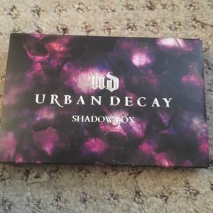 Urban decay shadow box